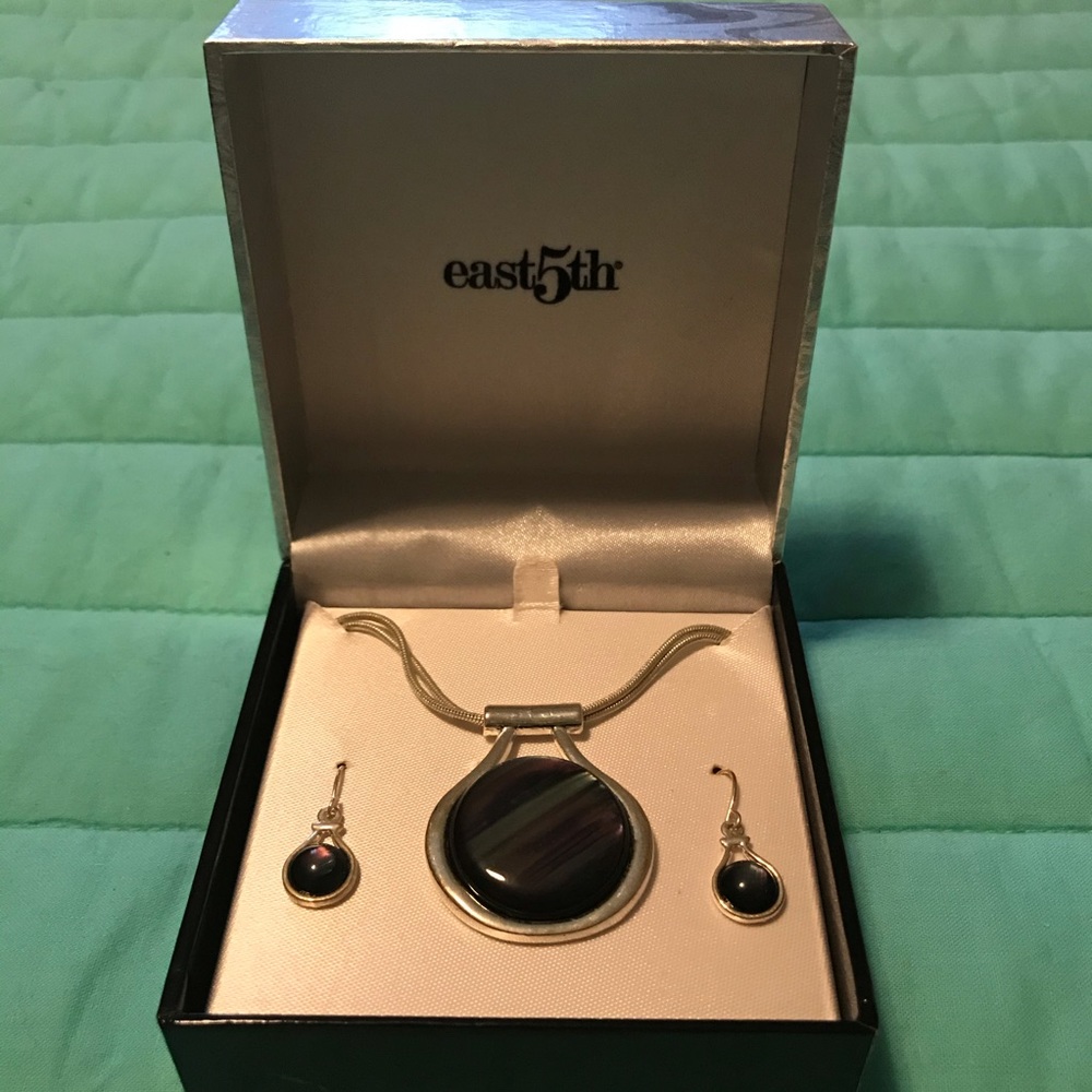 East 5th Jewelry Set